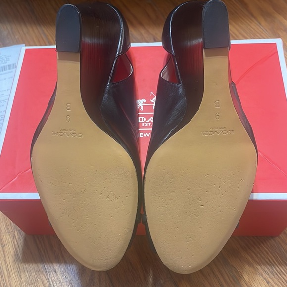 Coach Wedges - Picture 5 of 8